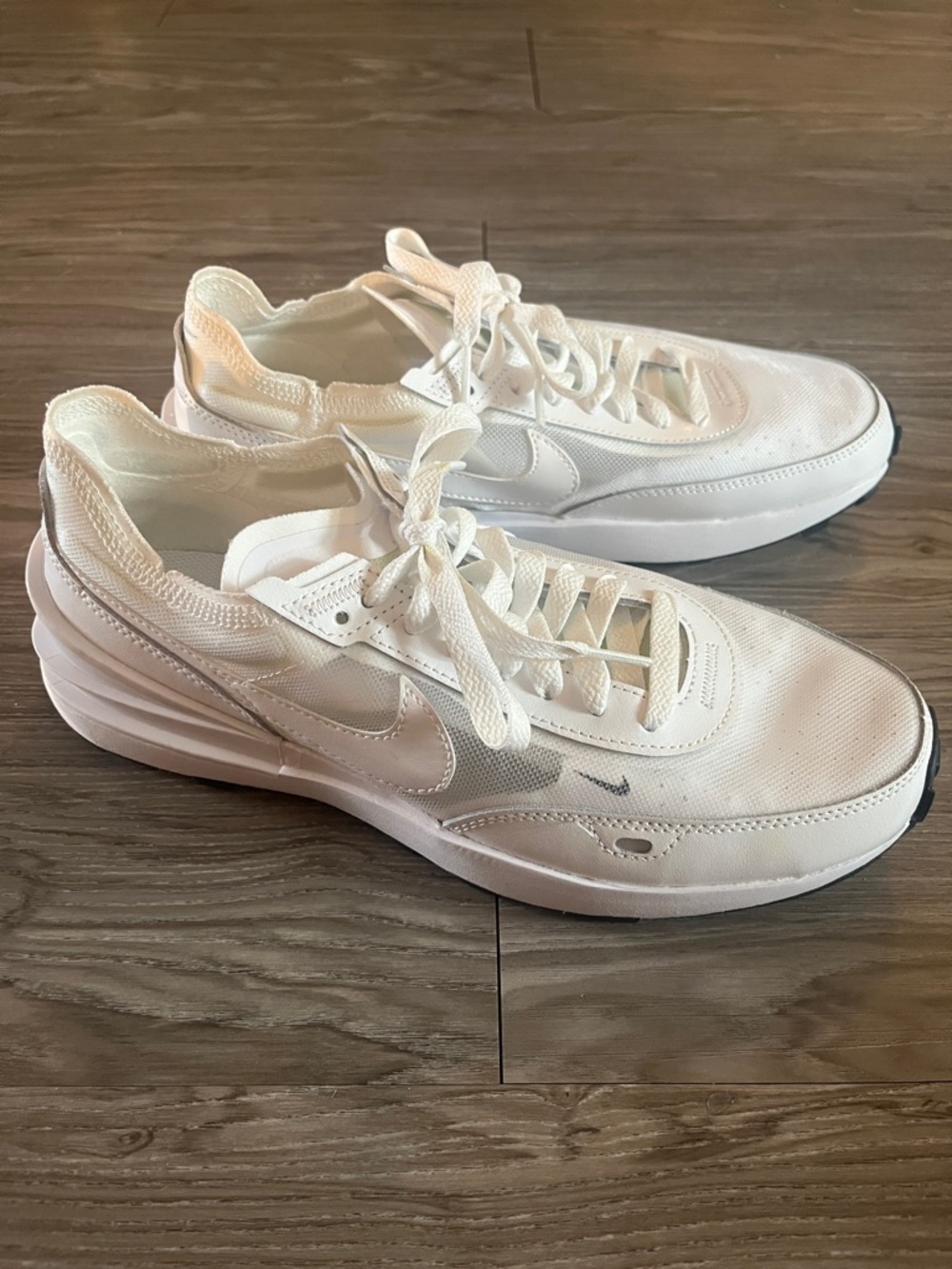 NWOT Women's Nike NSW/WFFL 1 White Sneaker